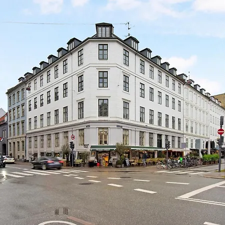 Apartment Sanders Square - Spacious Six-bedroom Near Amalienborg Copenhagen