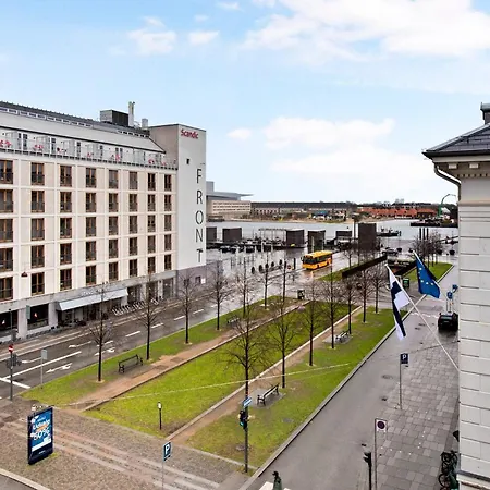 Square - Spacious 6-bdr Near Nyhavn * קופנהגן