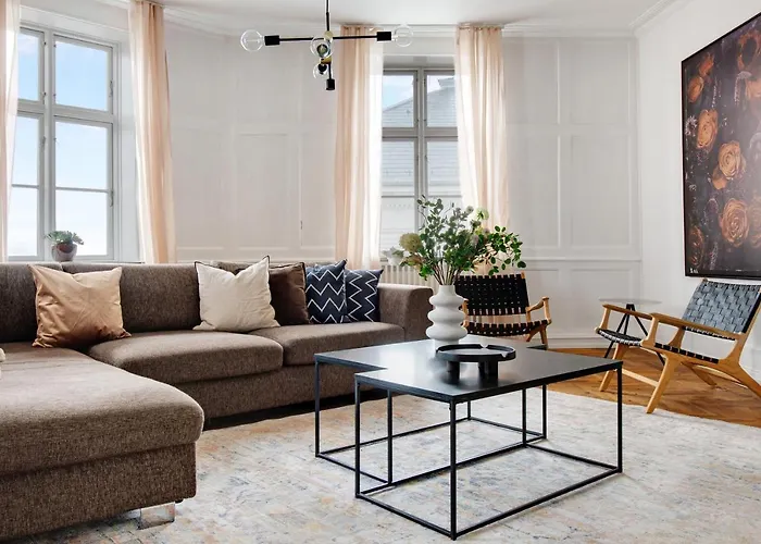 Lägenhet Square - Spacious 6-bdr Near Nyhavn Köpenhamn