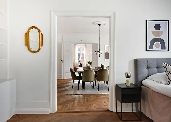 Lägenhet Square - Spacious 6-bdr Near Nyhavn