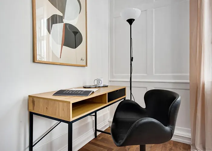 公寓 Square - Spacious 6-bdr Near Nyhavn *
